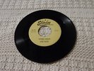 ROCKABILLY LINK DAVIS SIXTEEN CHICKS/DEEP IN THE HEART OF A FOOL STARDAY 235  M-