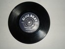 BLUE BEAT/THROW THEM AWAY - DERRICK MORGAN   (SKA  7