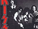 KISS - STONED IN PARIS 1976 (RARE COLLECTIBLE LIVE ALBUM)(ROXY RECORDS) LP