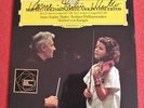 Anne-Sophie Mutter / Karajan - Mozart Concerto Nos 3 & 5 DG 2531 049 - signed