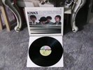 THE KINKS-KINDA KINKS TRI COLOR LBL MONO EX+/EX+ STUNNING COPY