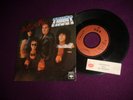 SP 45T TRUST / ANTISOCIAL / + ETIQUETTE POUR JUKEBOX / CBS 8676
