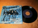 7'' RAMONES - BLITZKRIEG BOP, CALIFORNIA SUN/ I DON'T WANNA WALK AROUND WITH YOU