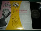 RUTH WALLIS - 