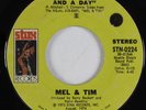 70's Soul 45 MEL & TIM Forever And A Day STAX HEAR