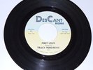 TRACY PENDARVIS: I feel a tear drop /First love DesCant Promo Rockabilly Teen 45