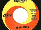 Surf THE VULCANES Moon Probe 45 CAPITOL Instrumental 1964