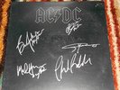 Back in Black SIGNED by all 5, Angus, Brian, Malcolm, Cliff Phil AWESOME RARE