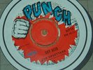 THE UPSETTERS- dry acid/ REGGAE BOYS -selassie 1970 UK ORIG 7