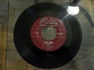 ROBIN 120-X45 - The Velvets - She's Gotta Grin - They Tried