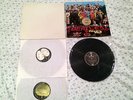 The Beatles - White Album VG++ NUMBER 284100 + Sgt Peppers Mint + STICKER
