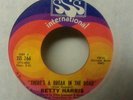 FUNK ON SSS INTERNATIONAL(BREAK IN THE ROAD) BETTY HARRIS M-