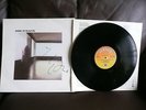 DIRE STRAITS LP. SIGNED BY MARK KNOPFLER. UNIQUE.