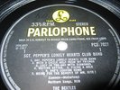 BEATLES SGT PEPPER YELLOW & BLACK STEREO PCS 7027 1ST PRESS PLAYS GREAT