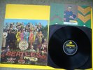 THE BEATLES Sgt Pepper LP MONO   1st Pressing with cut out sheet