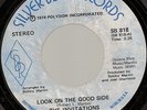 THE INVITATIONS / LOOK ON THE GOOD SIDE / LISTEN