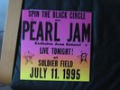 Pearl Jam - Spin the black circle / Live at soldier field
