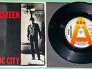 Bruce Springsteen - Atlantic City - 1982 UK 7