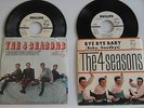 (2) THE FOUR SEASONS 45 RECORDS BYE BYE BABY & BEGGIN'  NEAR MINT  FAST SHIPPING