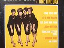 THE CHIFFONS / ONE FINE DAY- 1963 MONO LP - LLP 2020 - Laurie Record