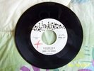 RONNIE & THE RAINBOWS ON LINDA RECORDS # 667 LOOSE ENDS b/w SOMBRERO
