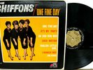 THE CHIFFONS LP One Fine Day (1963 orig mono on Laurie) Classic NYC Girl Group