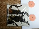 Massive Attack - Mezzanine 2 LP vinyl NEAR MINT condition