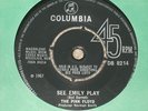 THE PINK FLOYD. SEE EMILY PLAY. COLUMBIA DB 8214 (VERY HARD TO FIND 45)