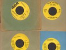 4 RARE ELVIS PRESLEY PROMO 45s NEVER WALK ALONE/THE GHETTO/SUSPICIOUS MINDS +1
