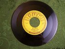 Johnny Cash 45 Cry Cry Cry Hey, Porter Early Version Punch Marks Sun 221 VG-