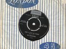 HESITATIONS  PUSH A LITTLE HARDER / BORN FREE    UK LONDON   60s  NORTHERN SOUL