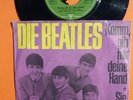 7'' - DIE BEATLES: Komm, gib mir deine Hand / Sie liebt dich