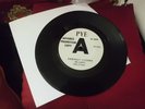 Everybody is Gonna Be Happy The Kinks Advance Promotion Copy 45rpm Single
