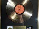Elvis Presley Elvis is Back RCA Records goldene Schallplatte gold record