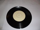 THE SMITHS-RT130-SANDIE SHAW HAND IN GLOVE YELLOW/BEIGE LABELS PROMO