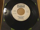 MOSES SMITH COTILLION PROMO 45, KEEP ON STRIVING / COME ON LET ME LOVE YOU