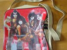 KISS - BOLSO CREATURES  OF THE NIGHT ERA - ERIC CARR