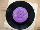 ELVIS PRESLEY HEARTBREAK HOTEL NEW ZEALAND SINGLE 7MM.10269 1956