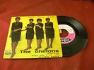 The Chiffons 45 Tours Disques Vogue EPL 8112