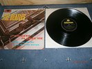 THE BEATLES-PLEASE PLEASE ME-MONO-Y/B PARLOPHONE LABEL PMC 1202-5TH PRESS-NR EX