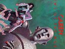 QUEEN-NEWS OF THE WORLD-JAPAN 1st ISSUE PROMO LABEL