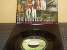 Beatles. Hello, goodbye / I am the walrus. 45 giri, 7