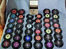 Vintage AMFILE PLATTER PAK 45 rpm Record Metal Case   40 RECORDS  Doo Wop Rock