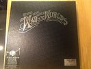 JEFF WAYNE The War Of The Worlds Vinyl LP Boxset Picture Disc Book 2 Posters