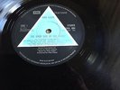 PINK FLOYD - DARK SIDE OF THE MOON - 1ST PRESS SOLID BLUE TRIANGLE, EX / NR MINT
