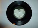 Apple 4 Thingumybob c/w Yellow Submarine by the Black Dyke Mills Band 45 Single