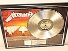 Metallica, Master Of Puppets, mit Cover, Platin Record, Schallplatte Award, gold