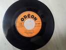 E Beatles She loves you france french SO 10091 45 tours juke box EP type 4
