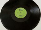 THE REVALONS PET 802 / THIS IS THE MOMENT / DREAMS ARE FOR FOOLS / DOO WOP / 78