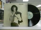 PATTI SMITH: Horses, Arista Records, 1st Pressing, Autographed